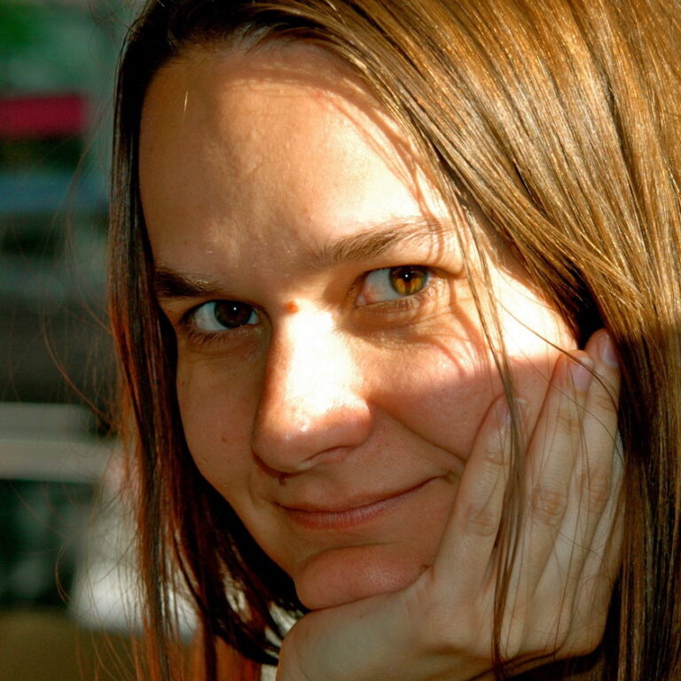 Julia Froehlich Pressefoto 768x768